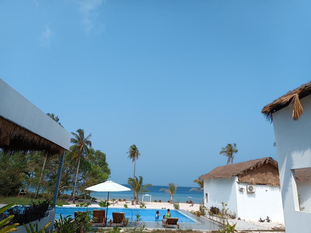Luna Koh Rong Hotell Pagoda Beach Exteriör bild